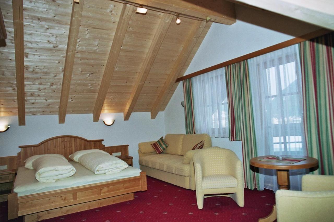 Hotel Garni Litzner Ischgl Exteriör bild